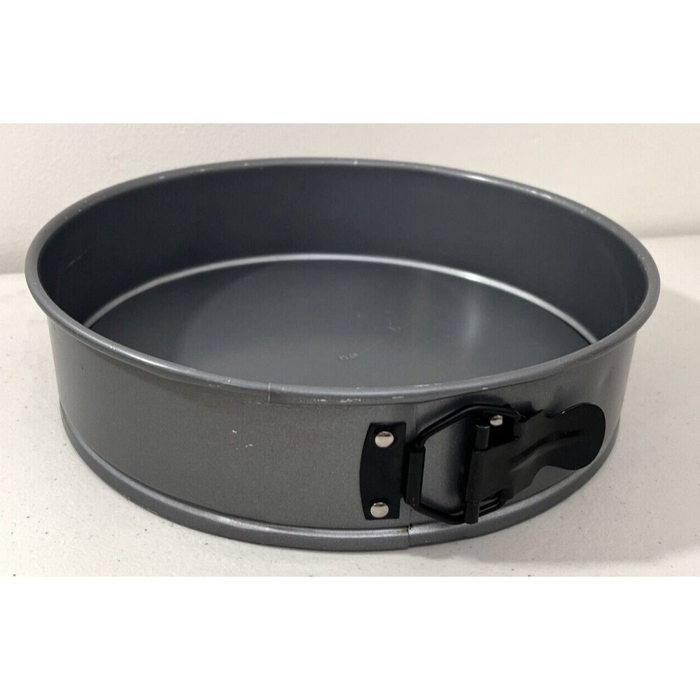 EKCO Gray Teflon Springform 10 Inch Cake Pan